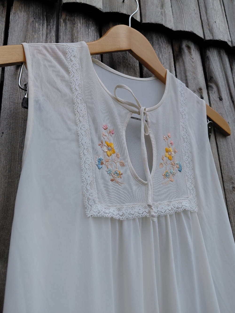 Vintage 60s long white embroidered & lace semi sheer maxi nightgown Womens M - Picture 4 of 8